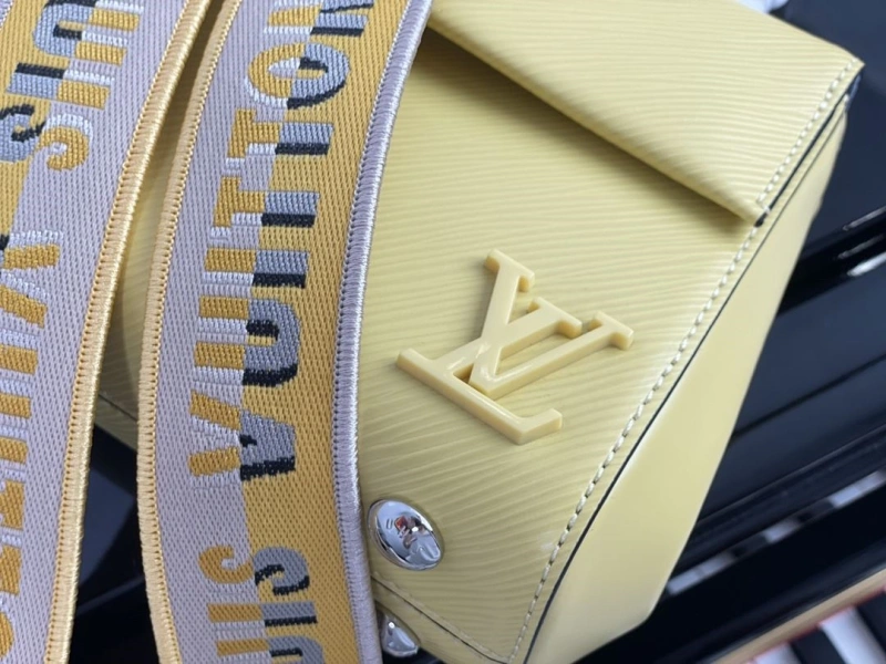 LV Top Handle Bags 4233H-1153