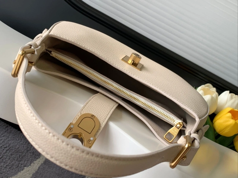 LV Top Handle Bags 4233H-1180