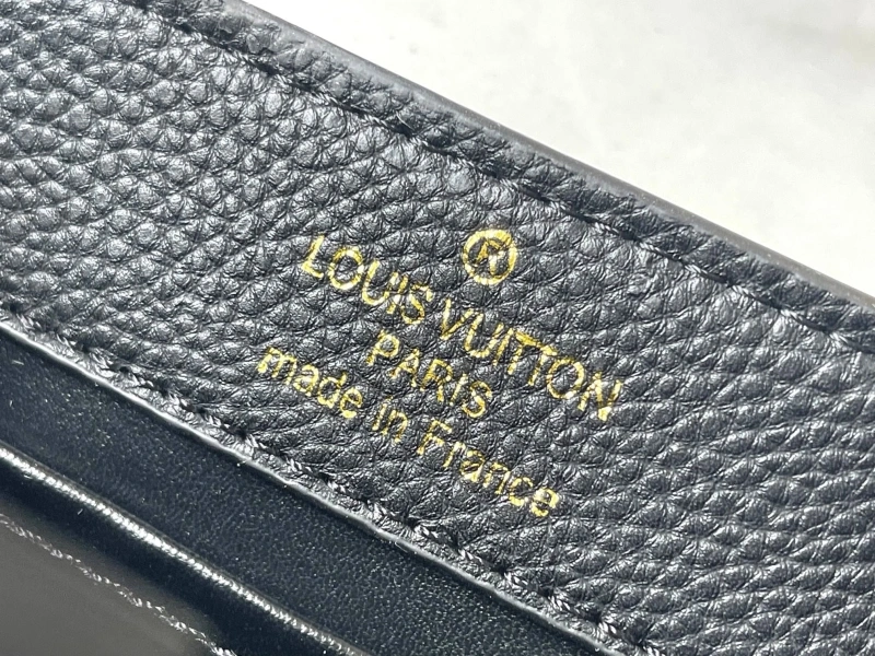 LV Capucines Bags 4233H-1191