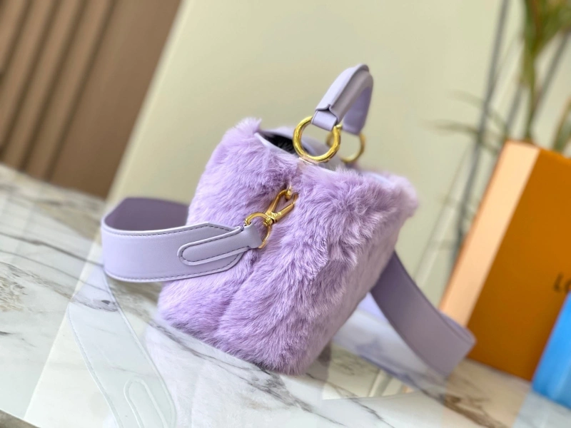 LV Capucines Bags 4233H-1207