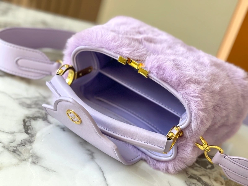 LV Capucines Bags 4233H-1207