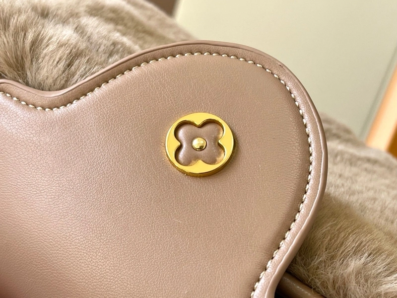 LV Capucines Bags 4233H-1208