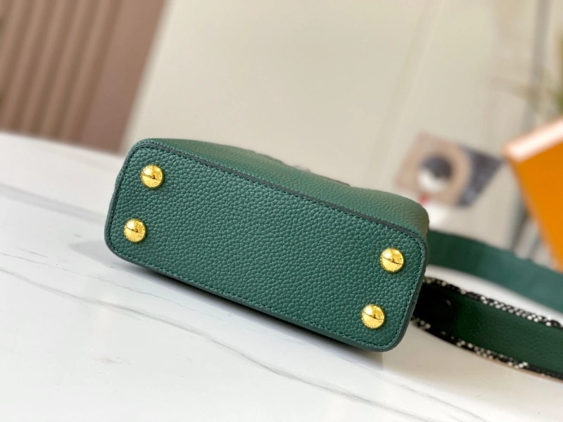 LV Capucines Bags 4233H-1213