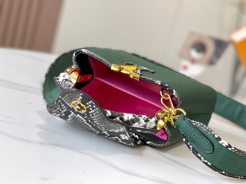 LV Capucines Bags 4233H-1213