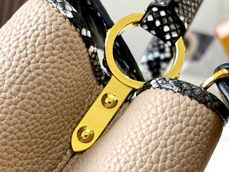 LV Capucines Bags 4233H-1214