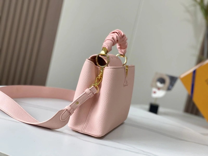 LV Capucines Bags 4233H-1226