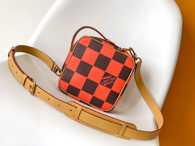LV Box Bags 4233H-1232