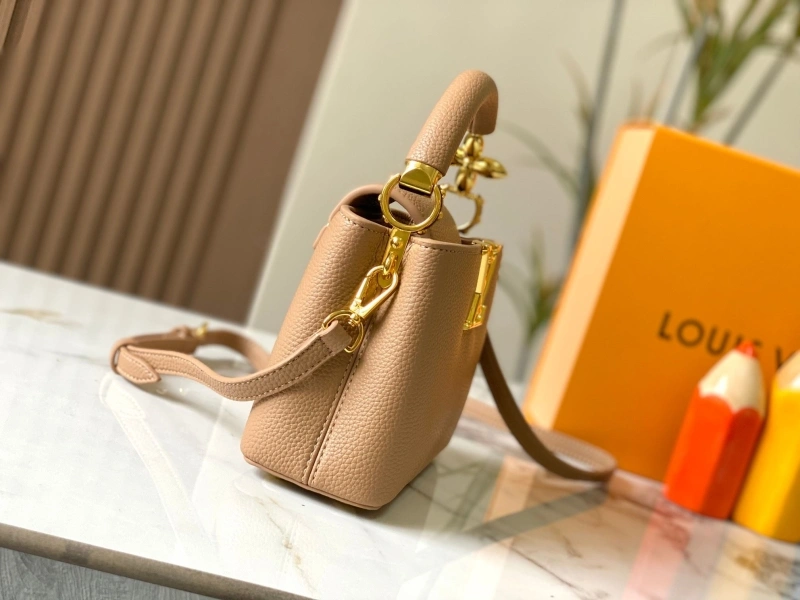 LV Capucines Bags 4233H-1283