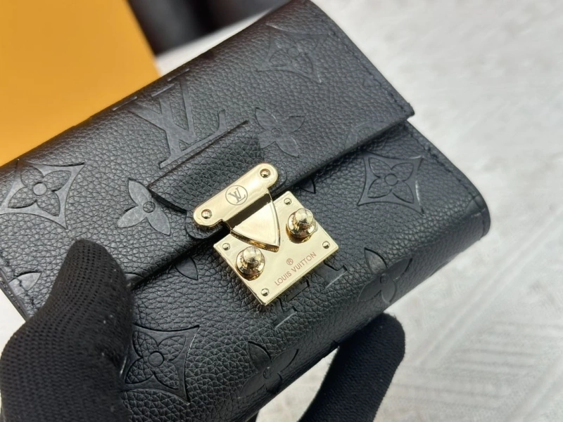 LV Wallets 4233H-1321