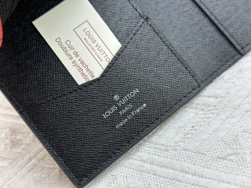 LV Wallets 4233H-1344