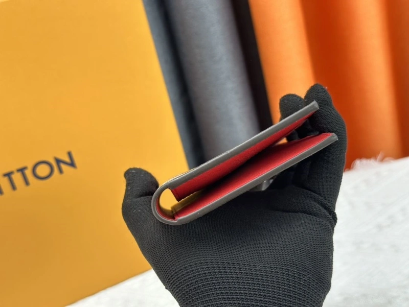 LV Wallets 4233H-1357