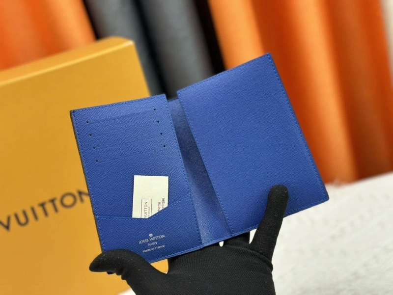 LV Wallets 4233H-1358
