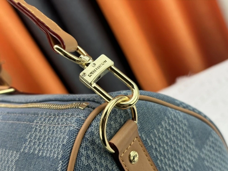 LV Travel Bags 4233H-1384