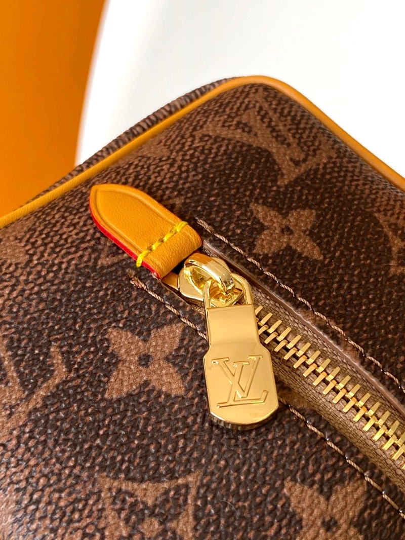 LV Cosmetic Bags 4233H-1400