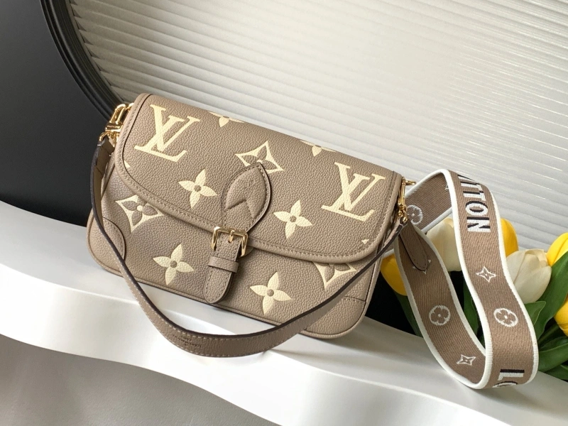 LV Satchel bags 4233H-1477