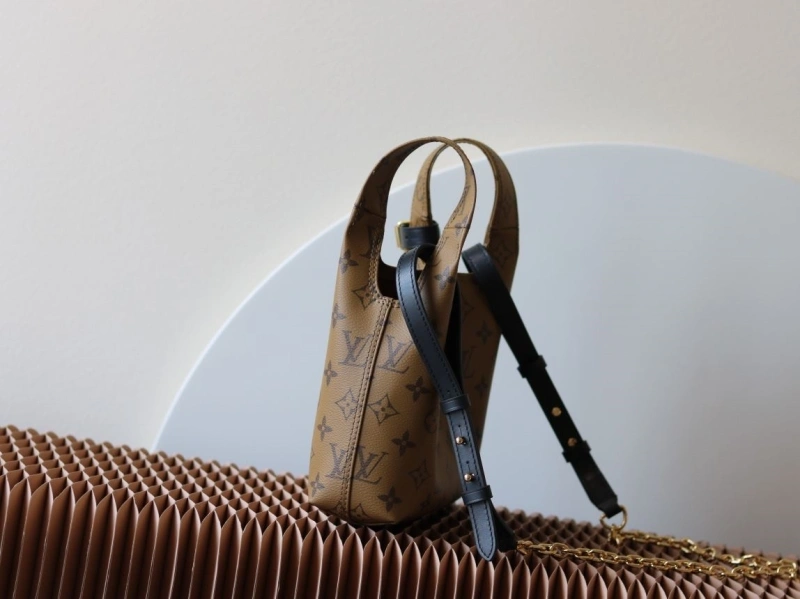 LV Shopping Bags 4233H-1556