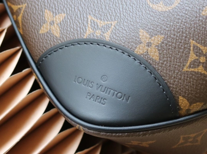 LV Satchel bags 4233H-1564