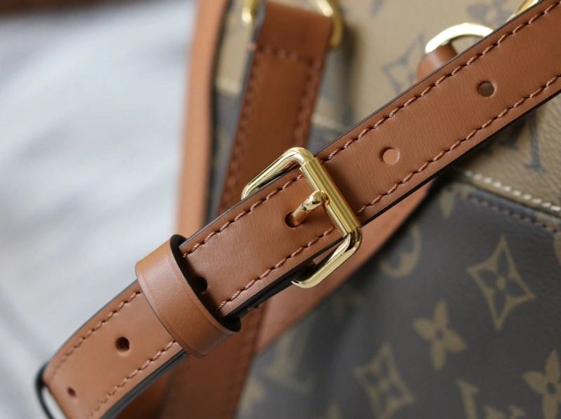 LV Top Handle Bags 4233H-1595