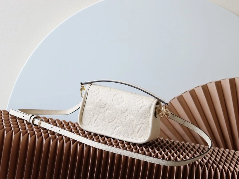 LV Satchel bags 4233H-1616