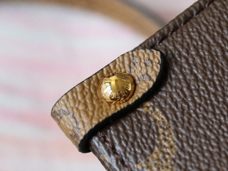 LV Shopping Bags 4233H-1618