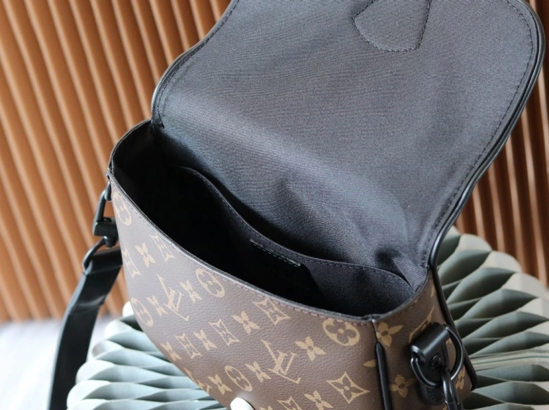 LV Satchel bags 4233H-1619