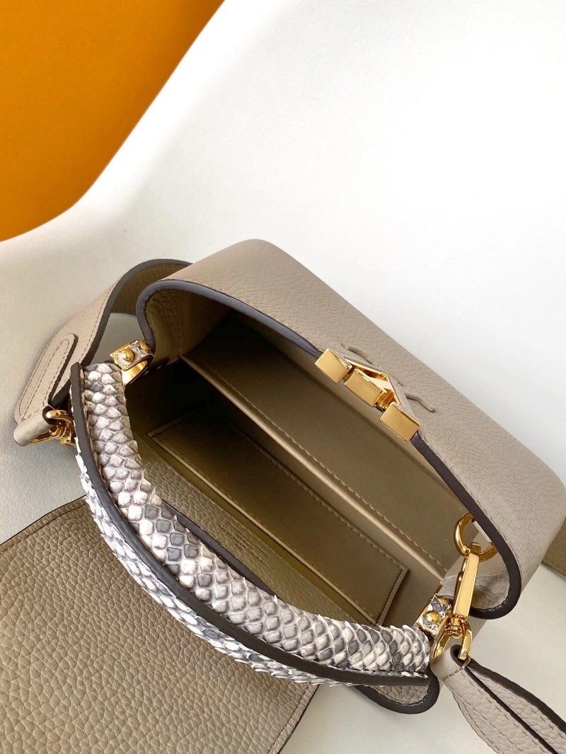 LV Capucines Bags 4233H-1791