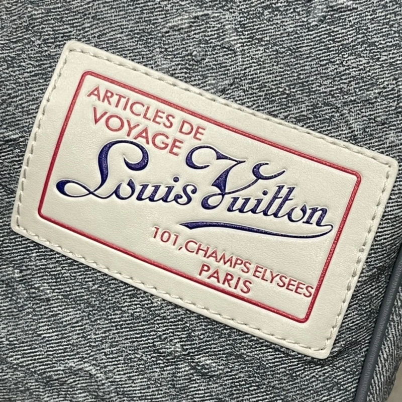 LV Travel Bags 4233H-1805
