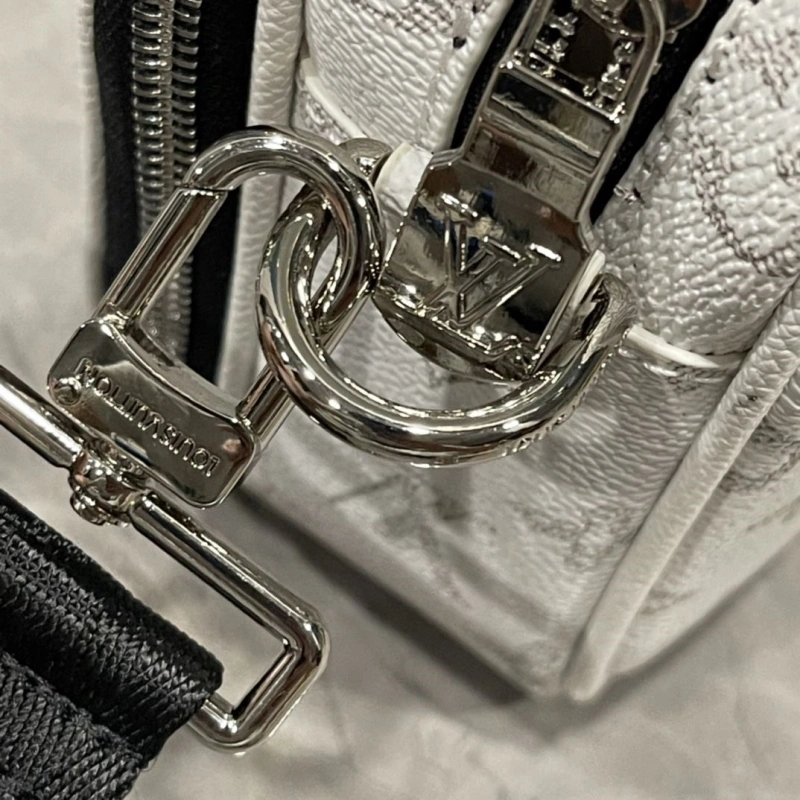 LV Satchel bags 4233H-1923