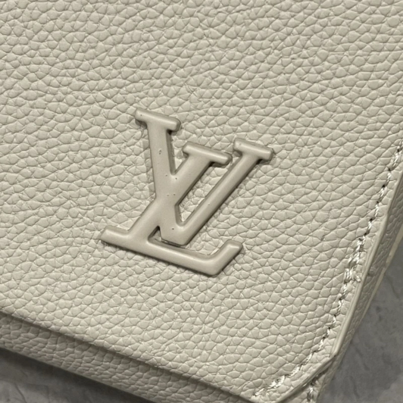LV Satchel bags 4233H-1953