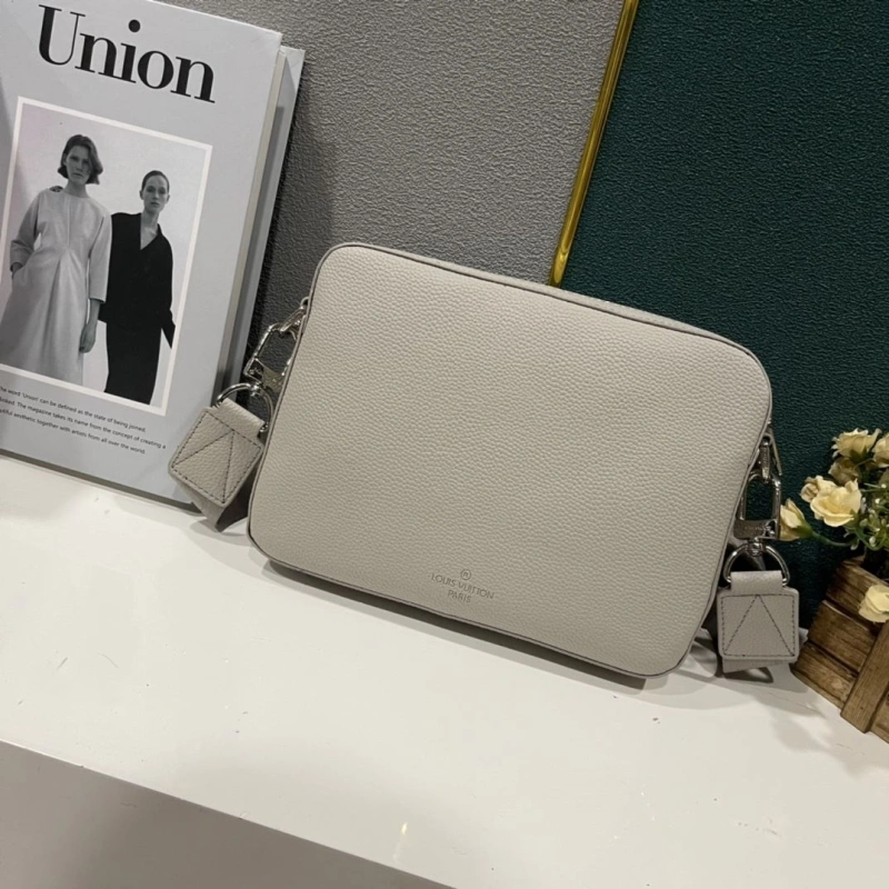 LV Satchel bags 4233H-1961
