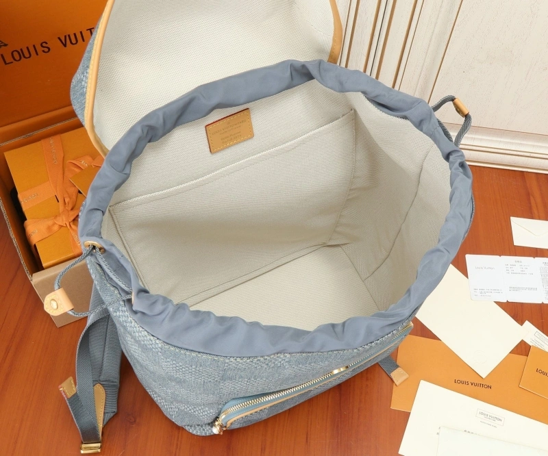 LV Backpacks 4233H-2199