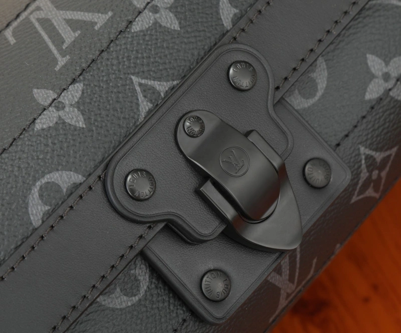 LV Satchel bags 4233H-2204