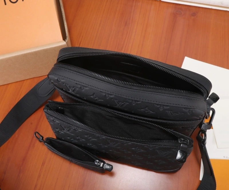 LV Satchel bags 4233H-2325