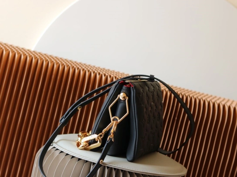 LV Satchel bags 4233H-2378