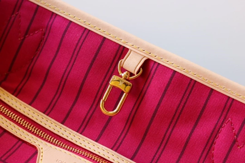 LV Shopping Bags 4233H-2412