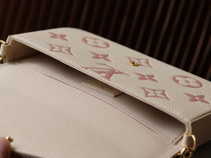 LV Satchel bags 4233H-2430