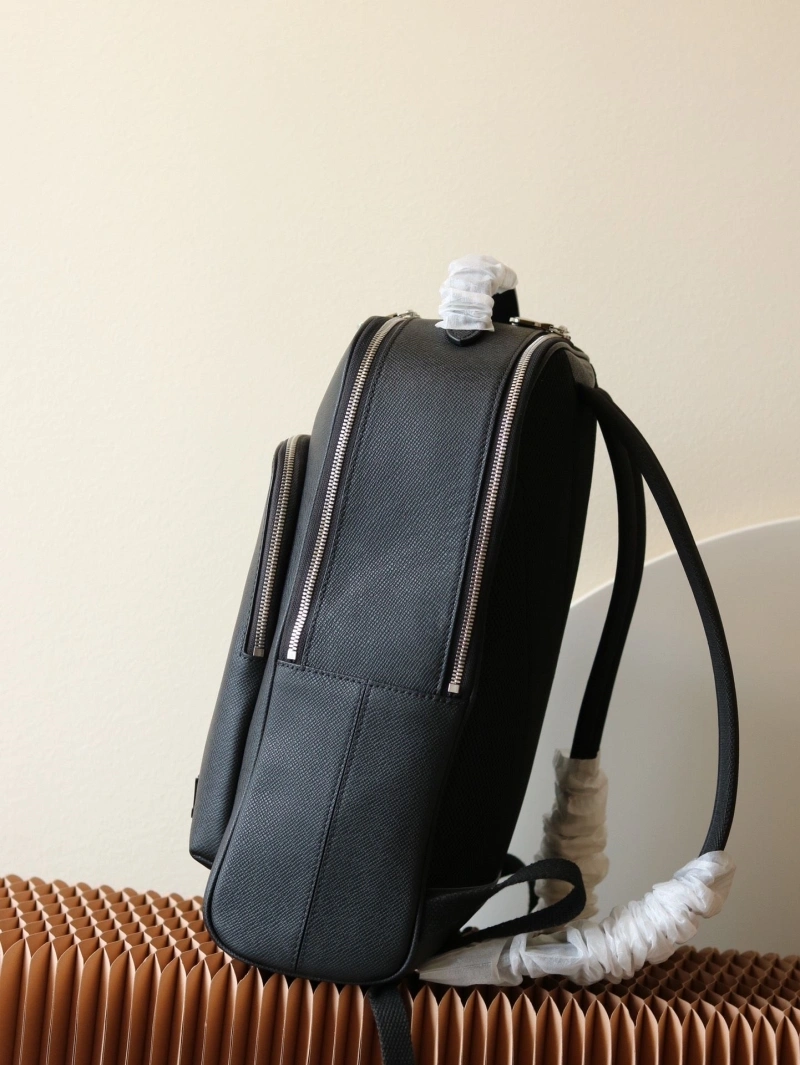 LV Backpacks 4233H-2453