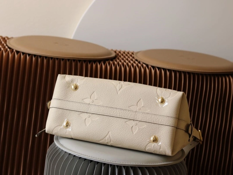 LV Satchel bags 4233H-2455