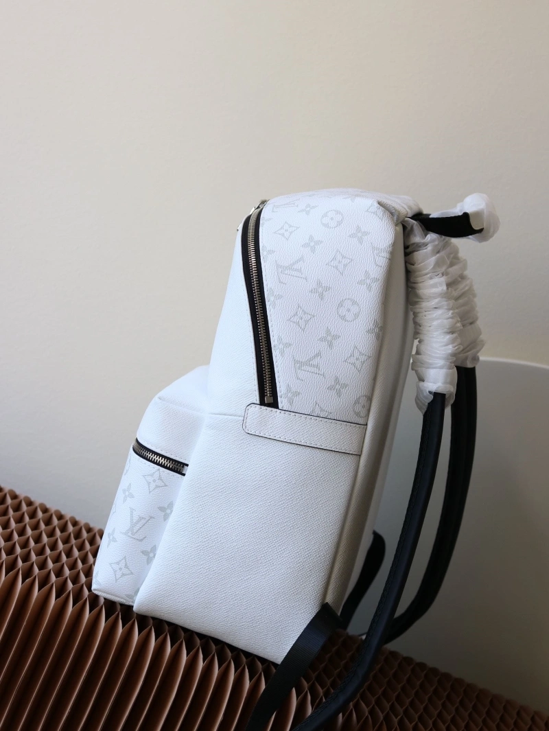 LV Backpacks 4233H-2465