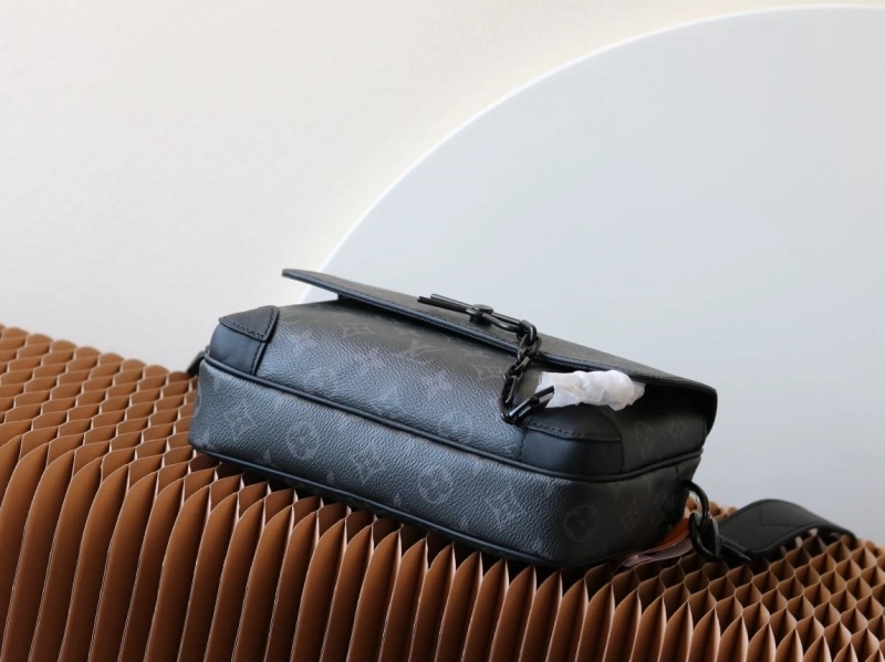 LV Satchel bags 4233H-2470