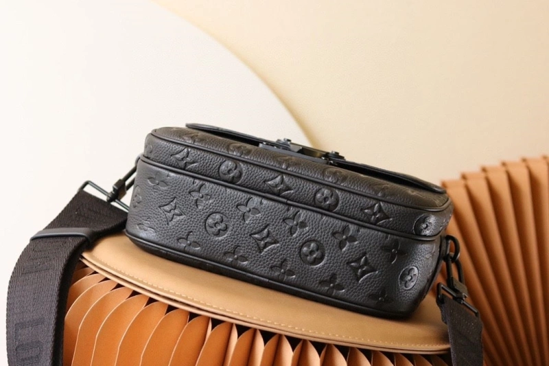 LV Satchel bags 4233H-2482