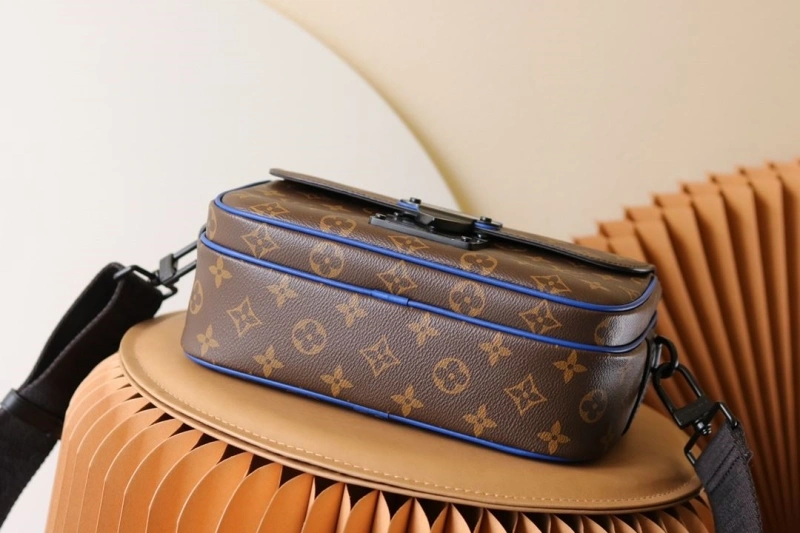LV Satchel bags 4233H-2484