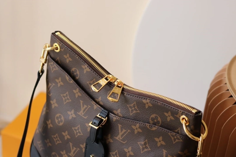 LV Top Handle Bags 4233H-2495
