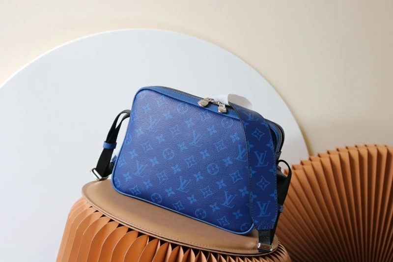 LV Satchel bags 4233H-2510
