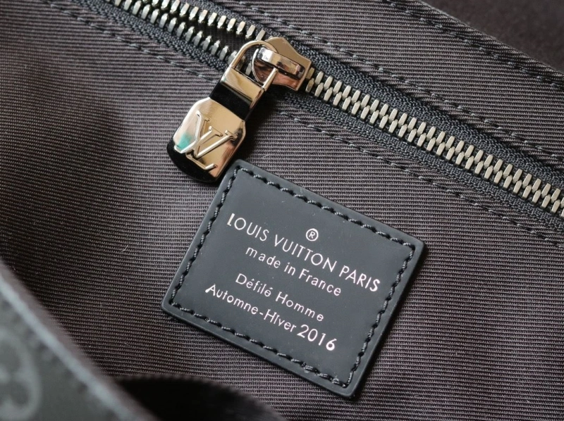 LV Satchel bags 4233H-2528