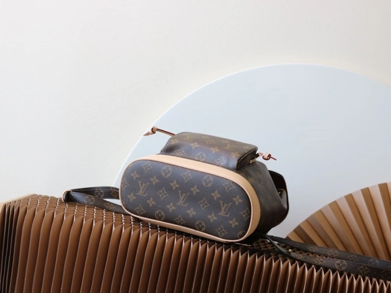 LV Backpacks 4233H-2530