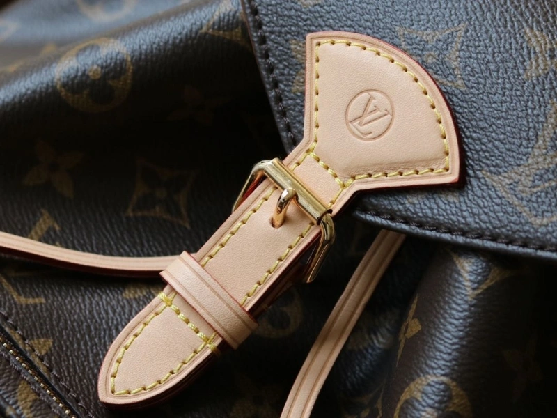 LV Backpacks 4233H-2530