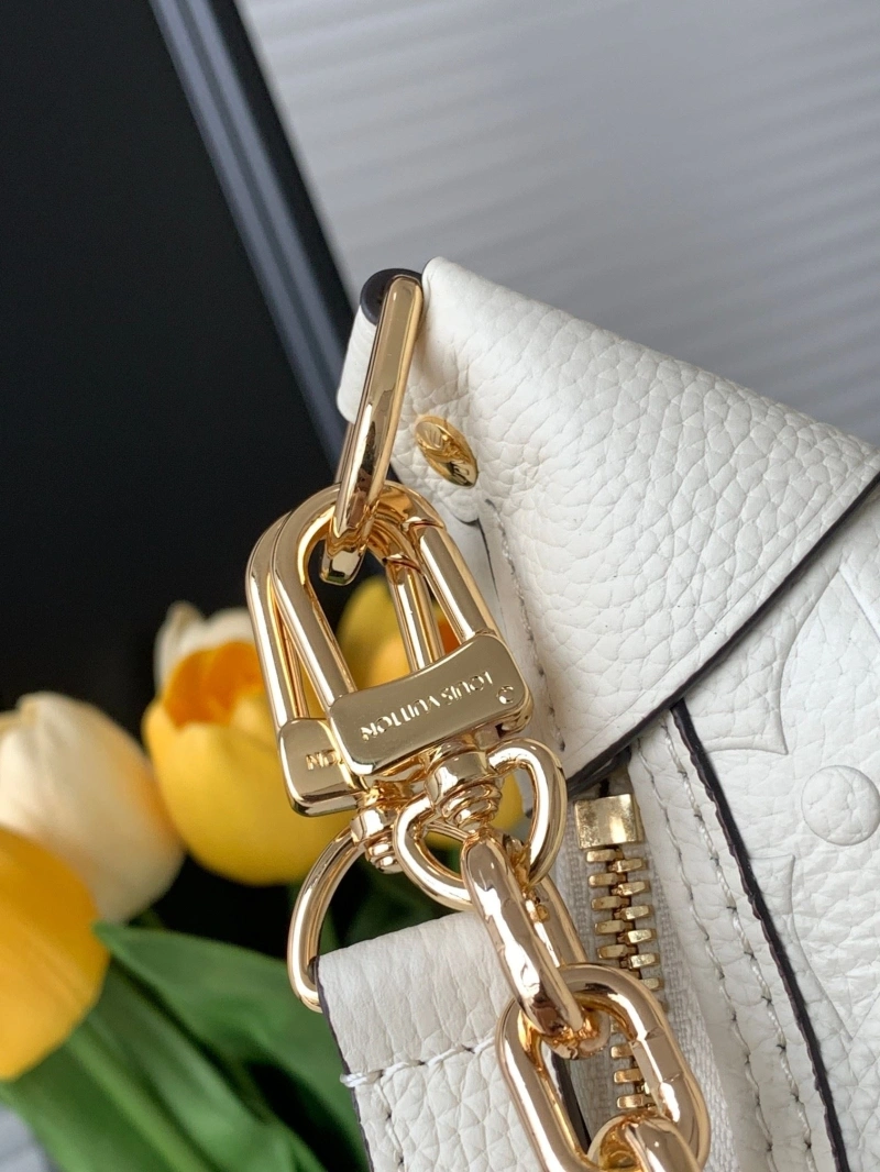 LV Satchel bags 4233H-2562