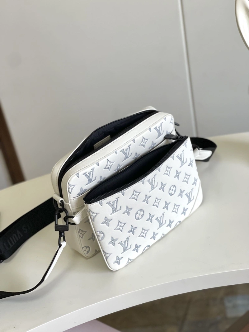 LV Satchel bags 4233H-2634