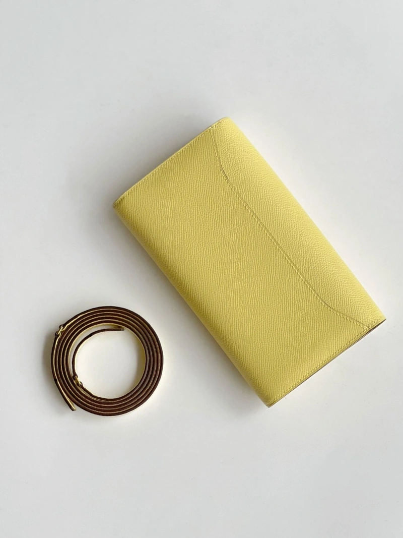 H**me5 wallets 4248c-0095